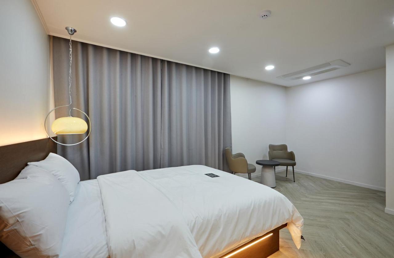 ג'אונג'ו Hotel Sounds מראה חיצוני תמונה